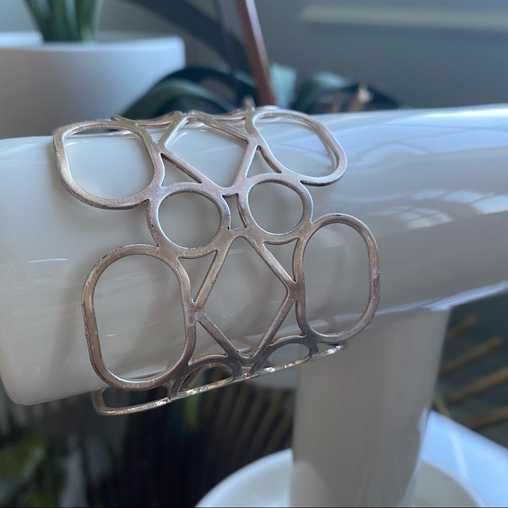 Geometric Wide Bangle - Picture 4 of 5